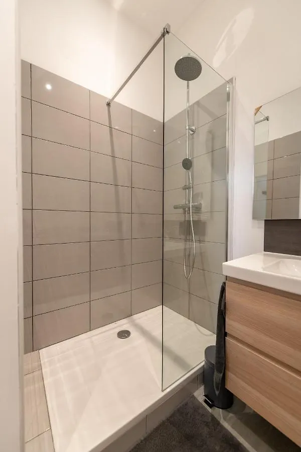 Kasa Loft Centre 2 - Wifi Et Tv - Confortable Et Stationnement Gratuit A Proximite Saint-Etienne  Apartment